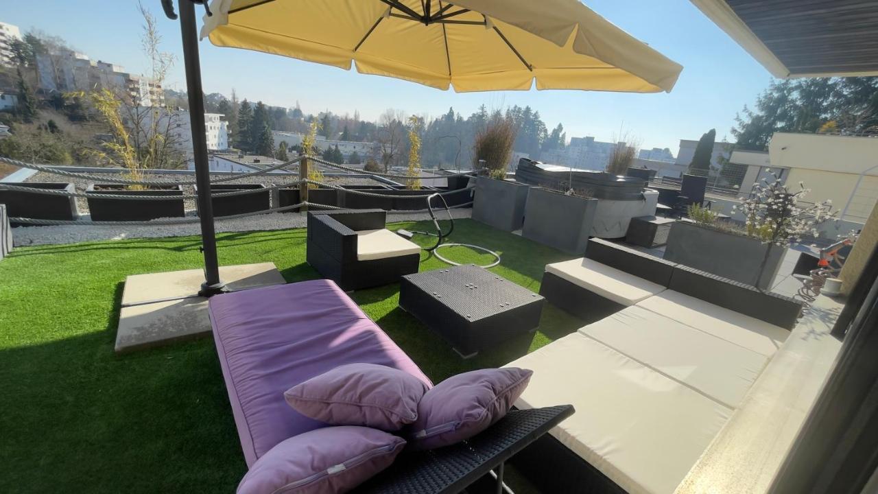 Penthouse - 3 Schlafzimmer- Sonnige Dachterrasse -Whirlpool & Alpenblick - Perfekt Fuer Romantik Oder Familienurlaub Mit Kind, Hund Willkommen - By Ferienwohnenamsee - อูเบอร์ลิงเงน ภายนอก รูปภาพ